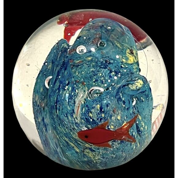VTG Studio Art GLASS PAPERWEIGHT Ocean Coral Reef Red Coi Fish Waves 2.75" Blue - Picture 4 of 5
